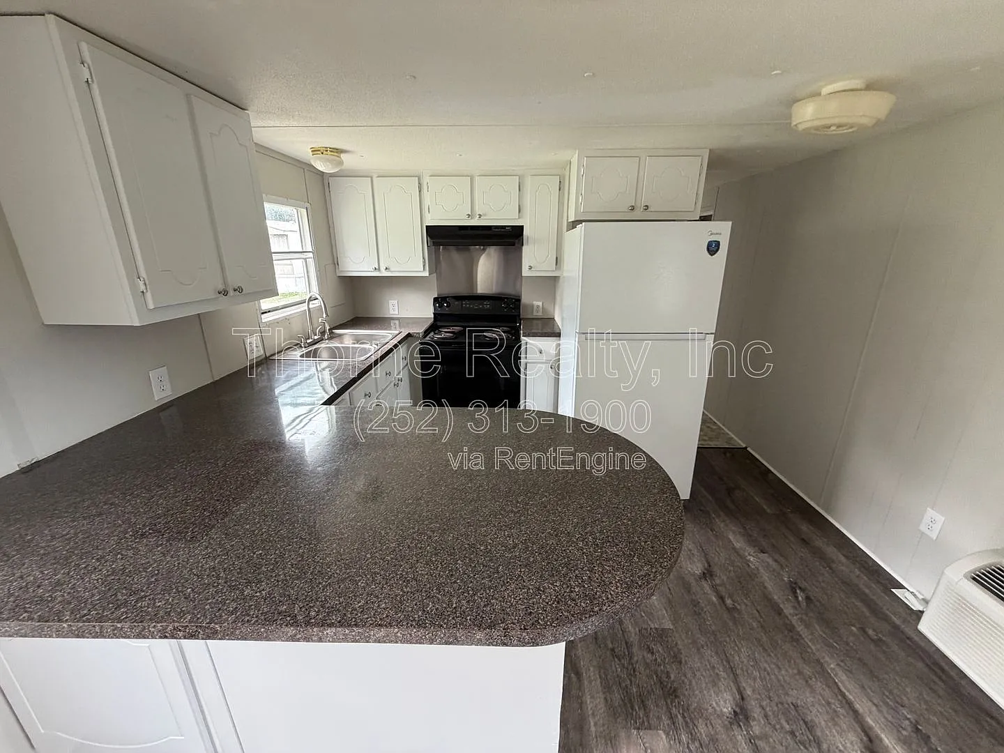 2 bed, 1.0 bath, $750 — Photo 4