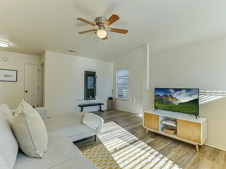 5516 Rayburn Ln — Photo 12