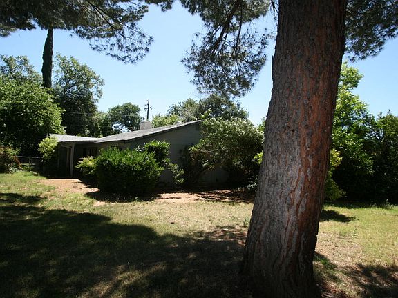 3rd image of 877 Camino Ct