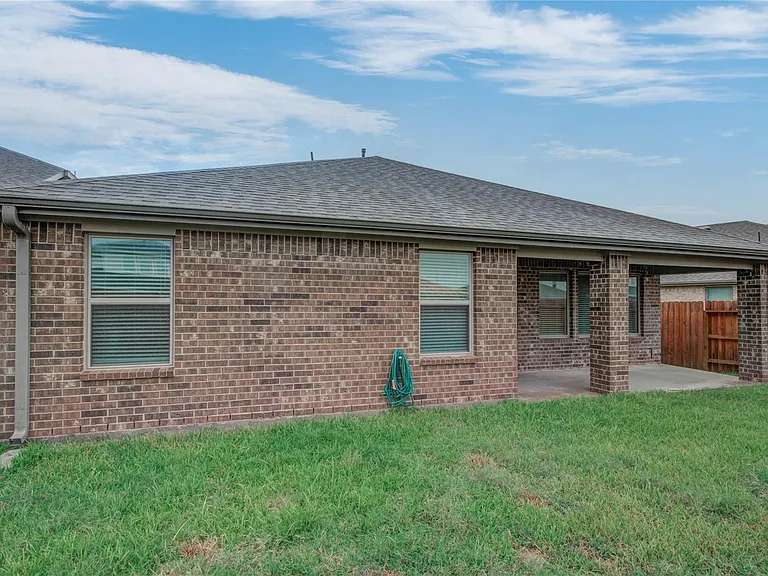 3507 Telford Ln — Photo 45