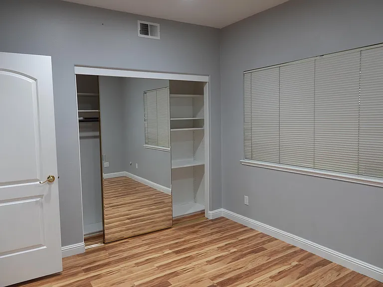 2585 Park Blvd #Z108 — Photo 12