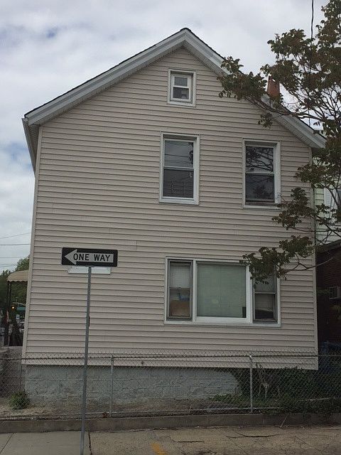 2nd image of 387 New York Ave