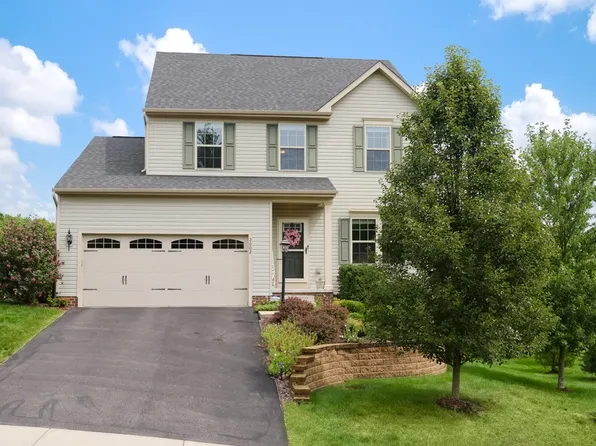 2002 Blackberry Ln, Valencia, PA 16059