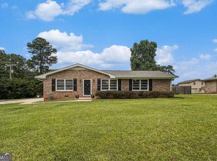 664 Old Tucker Rd, Stone Mountain, GA 30087