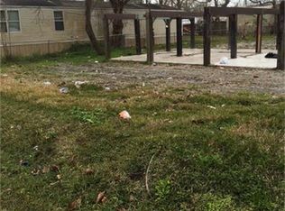4502 1st St, Bacliff, TX 77518
