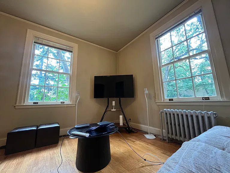 400 Hathaway Rd — Photo 8