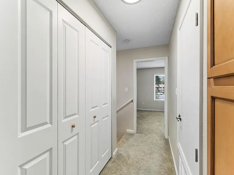 54 Quay Ct — Photo 68