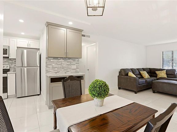 4th image of 1450 Green Valley CIR #502