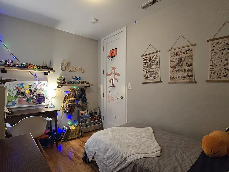 2047 W Walton St #1 — Photo 12