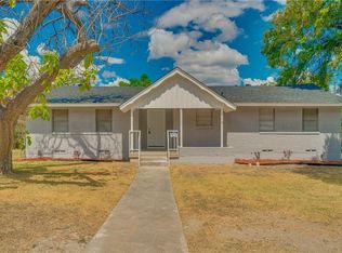 1323 Whispering Trl, Dallas, TX 75241