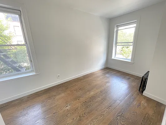 Rented by REAL New York | media 10