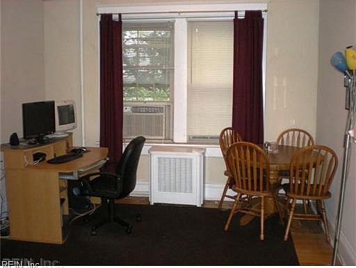 4th image of 940 Gates Ave APT B3