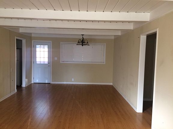 2nd image of 2124 Juanita Ln