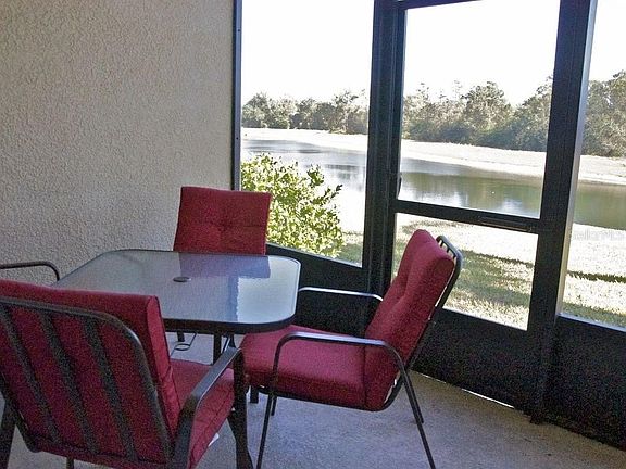 3rd image of 2765 Oakwater Dr