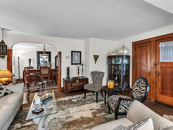 4th image of 141 Washington Ave
