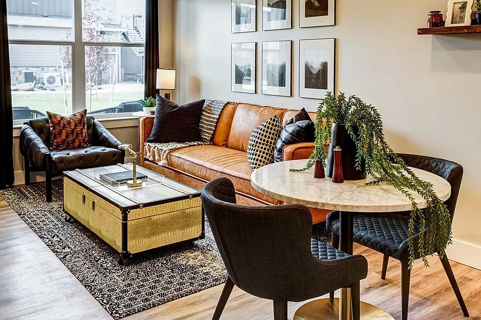 Icon Apartment Homes at Ferguson Farm — Photo 4