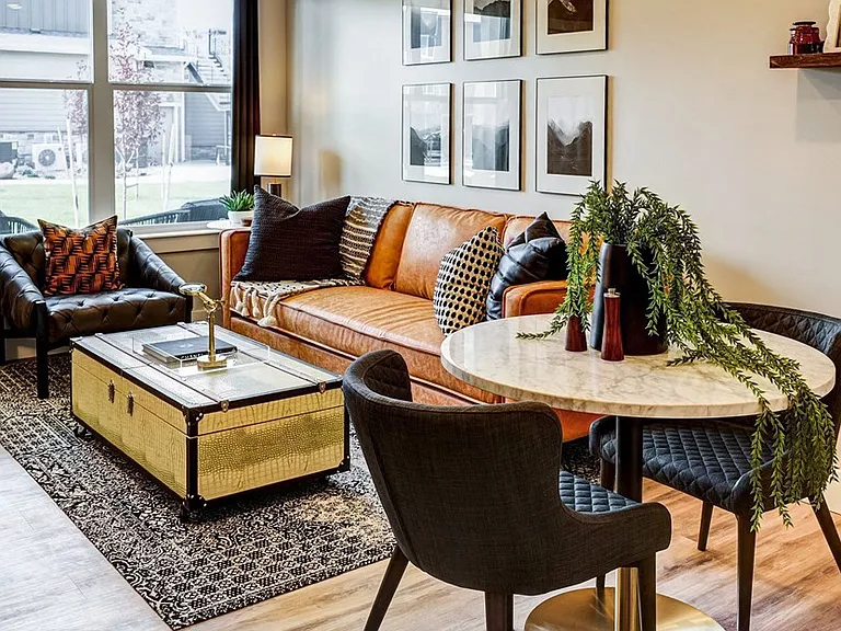 Icon Apartment Homes at Ferguson Farm — Photo 4