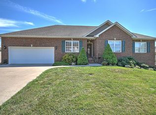 3433 Bailey Ranch Rd, Kingsport, TN 37660