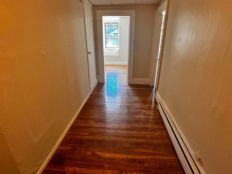179.5 Harvard St #3-5 — Photo 4
