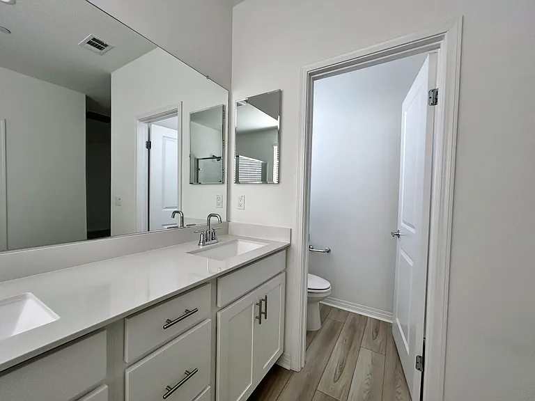7559 Botany St — Photo 8