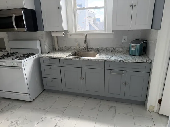 574 N 7th St #2, Newark, NJ 07107