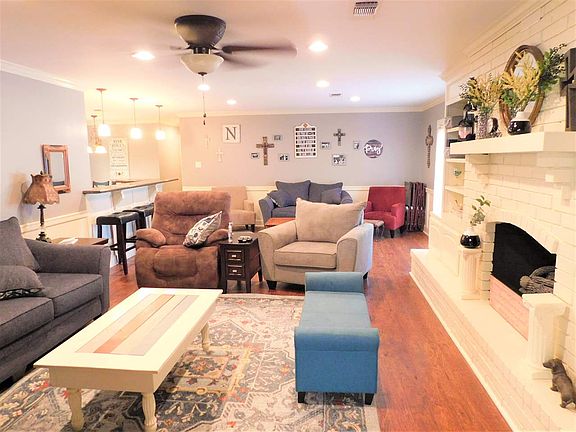 4th image of 2766 S Kitchen Dr