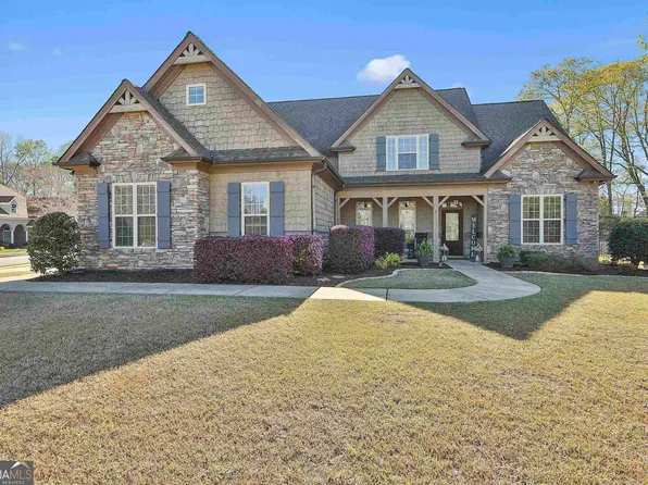 2 Ridgebriar Ln, Newnan, GA 30265