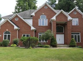 11385 Woods Bay Ln, Indianapolis, IN