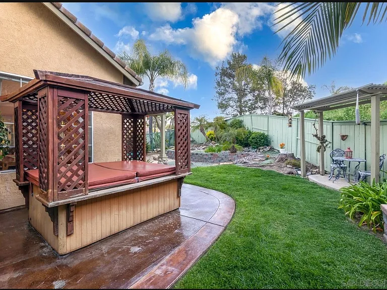 762 Pebble Beach Dr — Photo 30