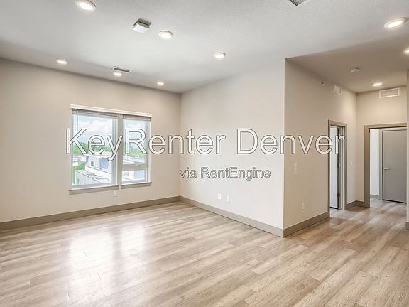 5th image of 4923 King St Unit 506