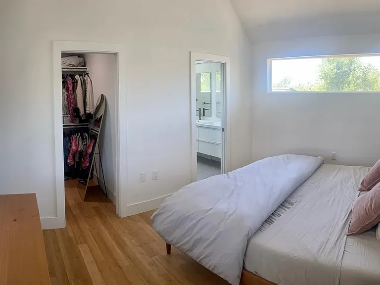 3409 Pennsylvania Ave — Photo 11