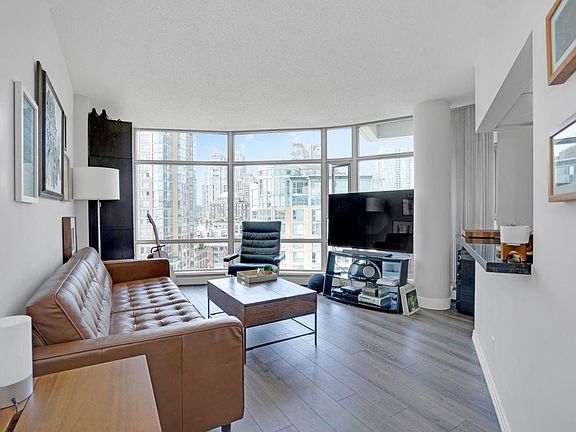 4th image of 189 Davie St #1601