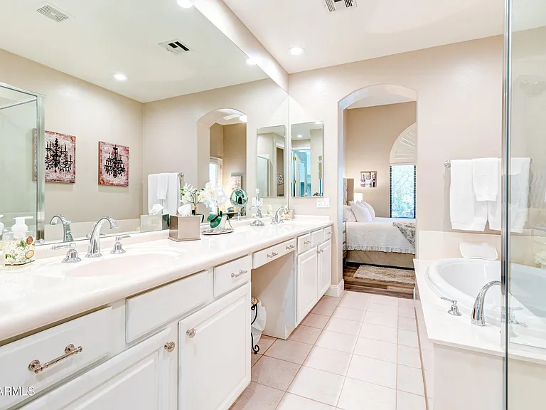 20802 Grayhawk Dr #1045 — Photo 19