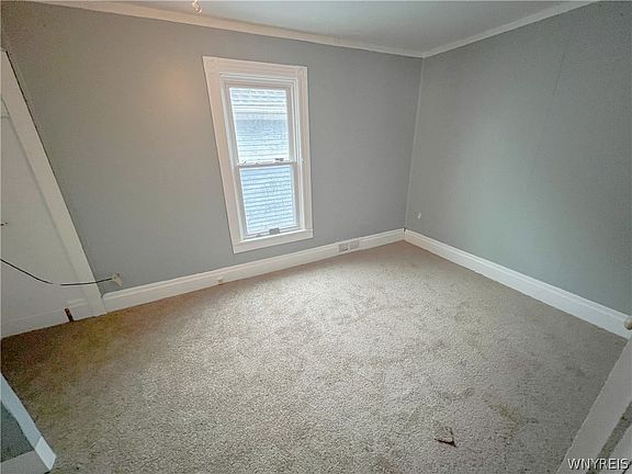 3rd image of 222 Miller St