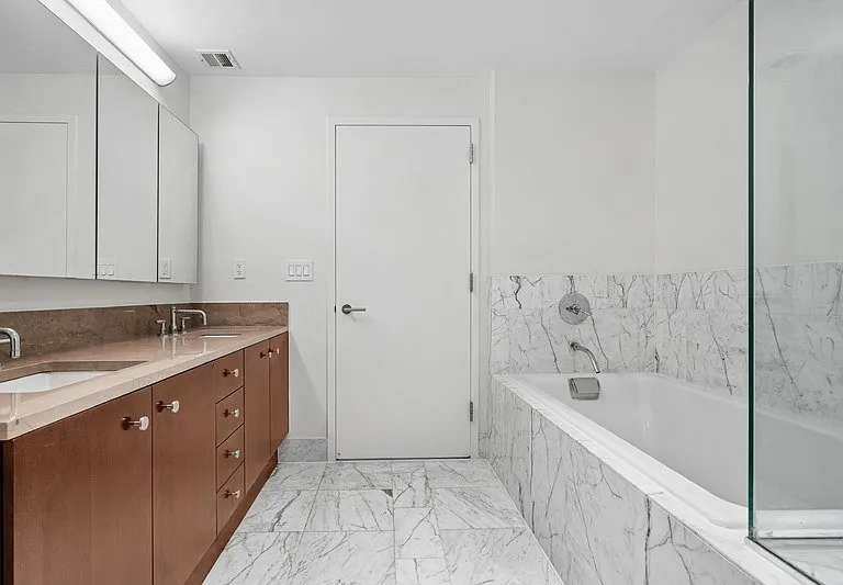 3260 Henry Hudson Pkwy E #5G — Photo 8