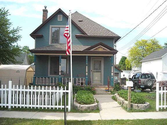 2nd image of 602 1st Ave N