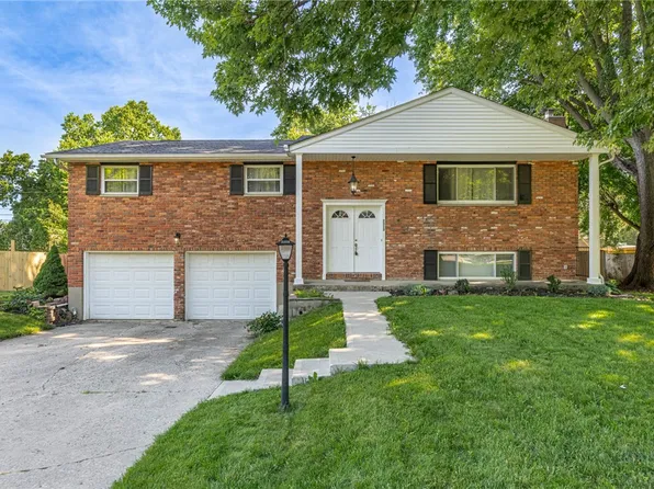 2313 Loris Dr, Dayton, OH 45449