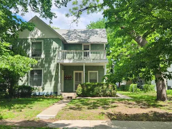 924 Fremont St, Manhattan, KS 66502