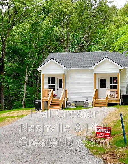 8055 Maple St — Photo 2