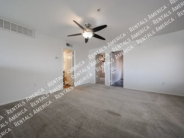 2402 E 5th St #1515 — Photo 25