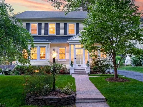 215 LENOX AVENUE, South Orange Village Twp., NJ 07079
