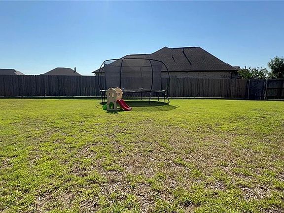 4th image of 2660 Ville Platte Ct