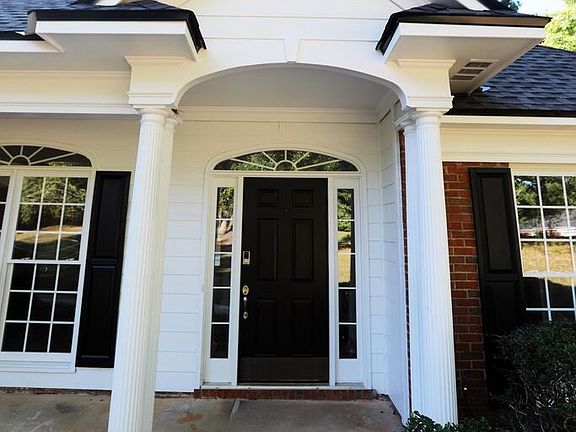 4th image of 180 Ellerslie Way