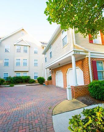 2nd image of 5832 Wyndham Cir Unit 204