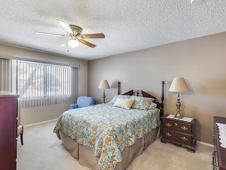 9739 W Desert Hills Dr — Photo 17