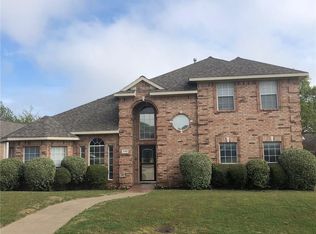 549 Wendy Ln, Desoto, TX 75115