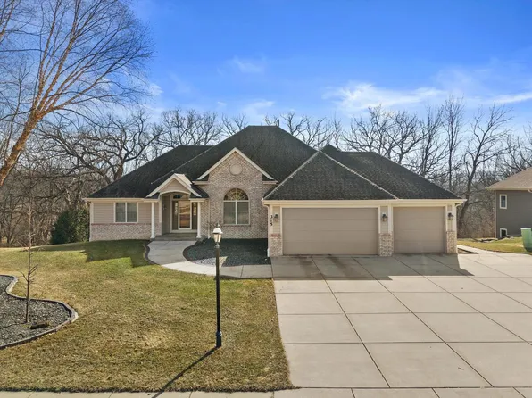 315 Prairie Song DRIVE, Waukesha, WI 53188