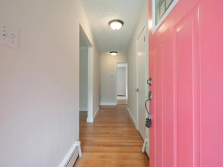 2337 Renfro Rd N — Photo 5