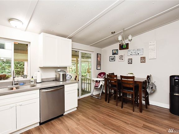 5th image of 1643 Aspen Dr