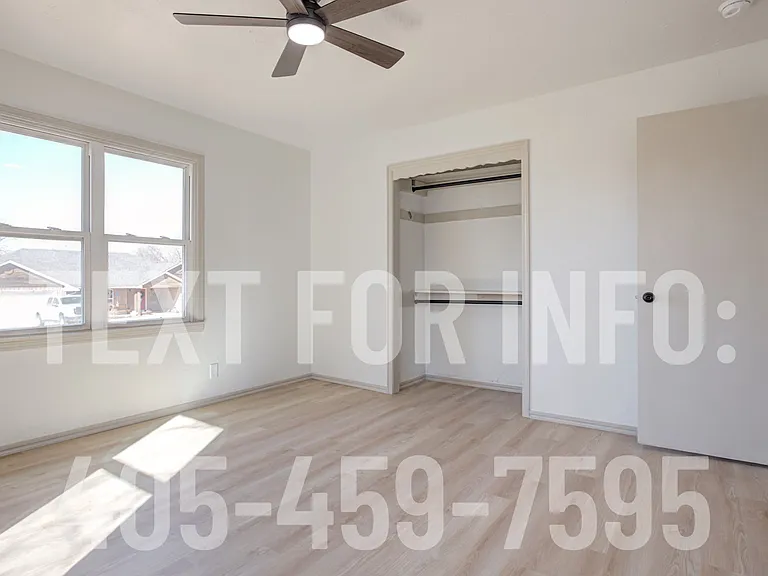 418 S Van Buren Ave — Photo 13